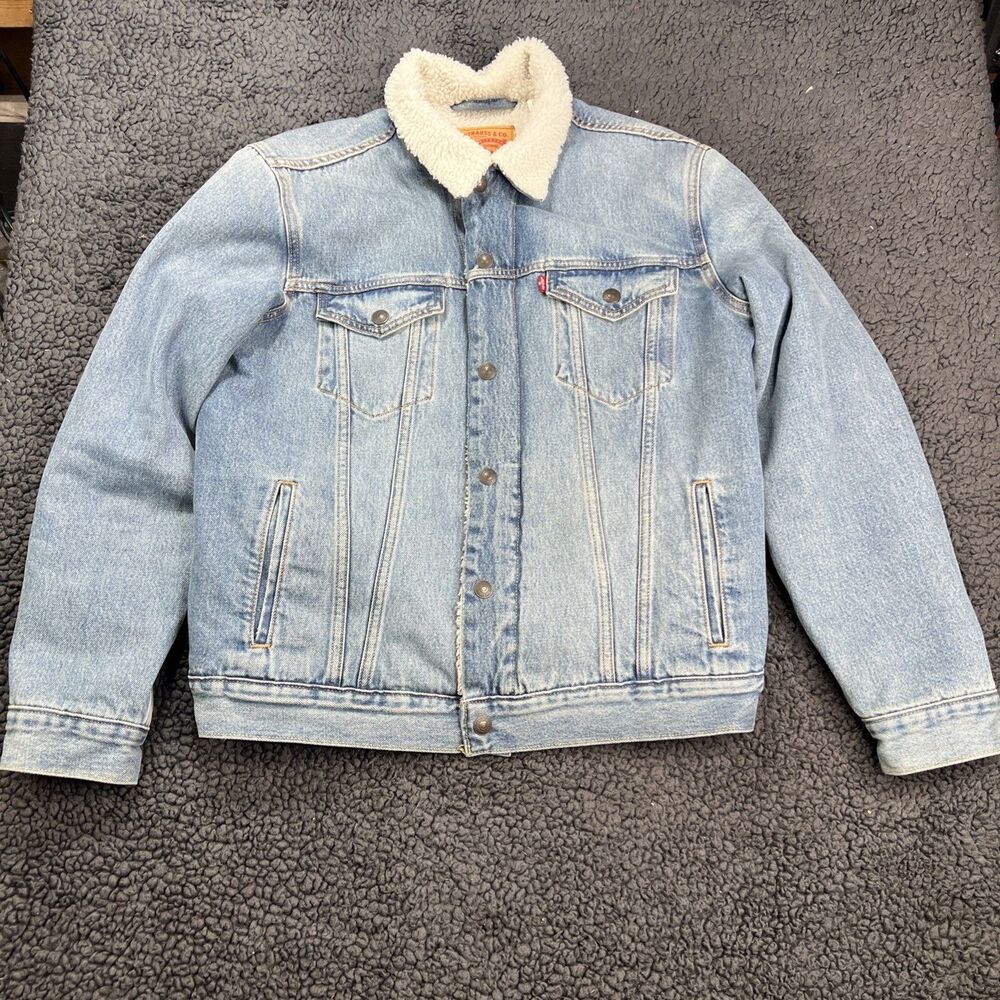 Levi's Men's Sherpa Denim Trucker Jacket Light Wash Medium 16365-0044 Size Med